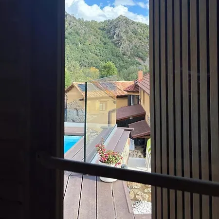 El Refugio I De Country house *